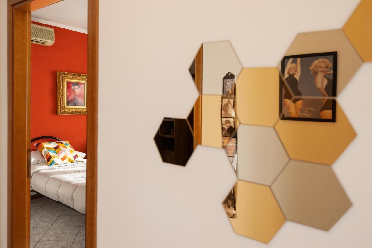 We Home - House Of Stars - Bologna Bagian luar foto