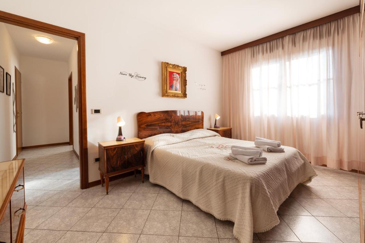 We Home - House Of Stars - Bologna Bagian luar foto
